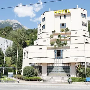 Sommerhotel Karwendel Инсбрук